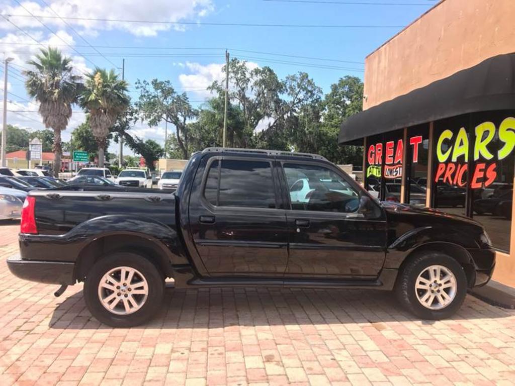 2004 Ford Explorer Sport Trac XLS photo