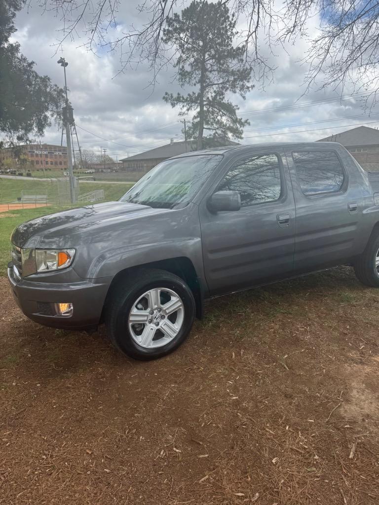 2012 Honda Ridgeline RTL photo