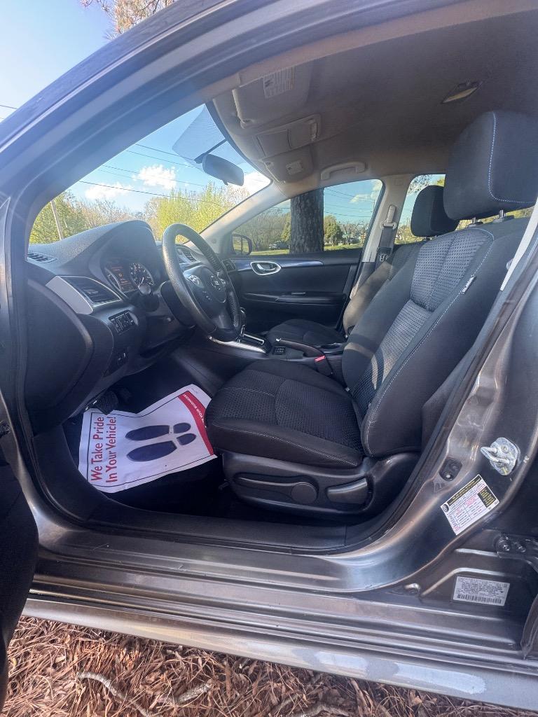 2019 Nissan Sentra S photo
