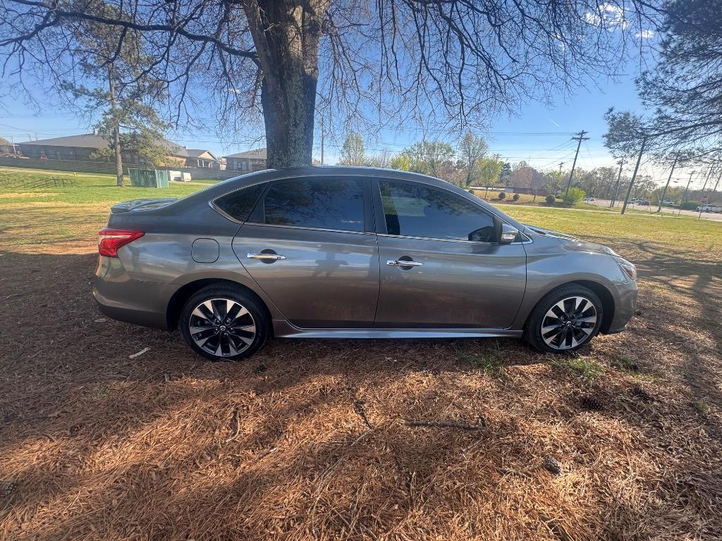 2019 Nissan Sentra S photo