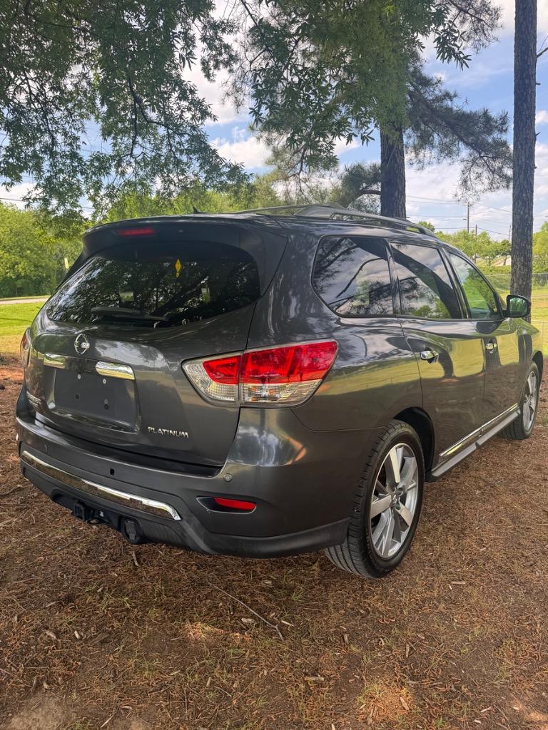 2013 Nissan Pathfinder S photo