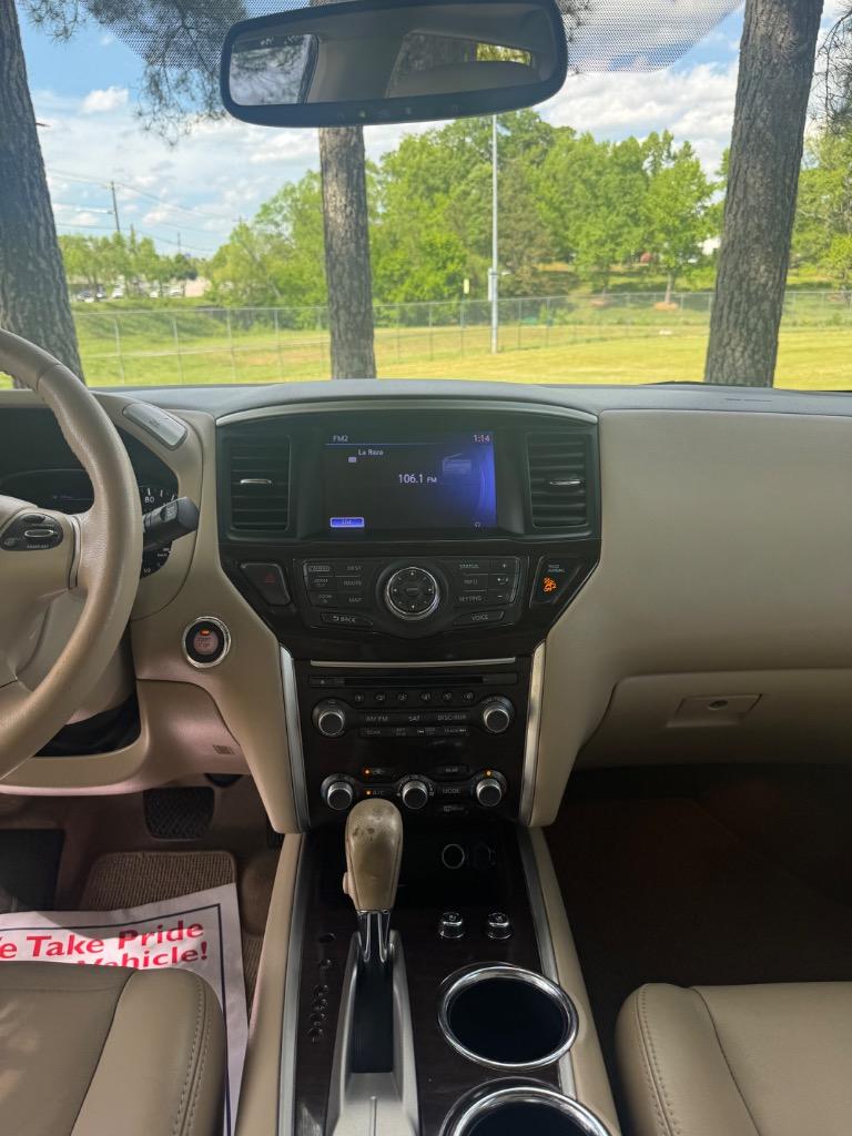 2013 Nissan Pathfinder S photo