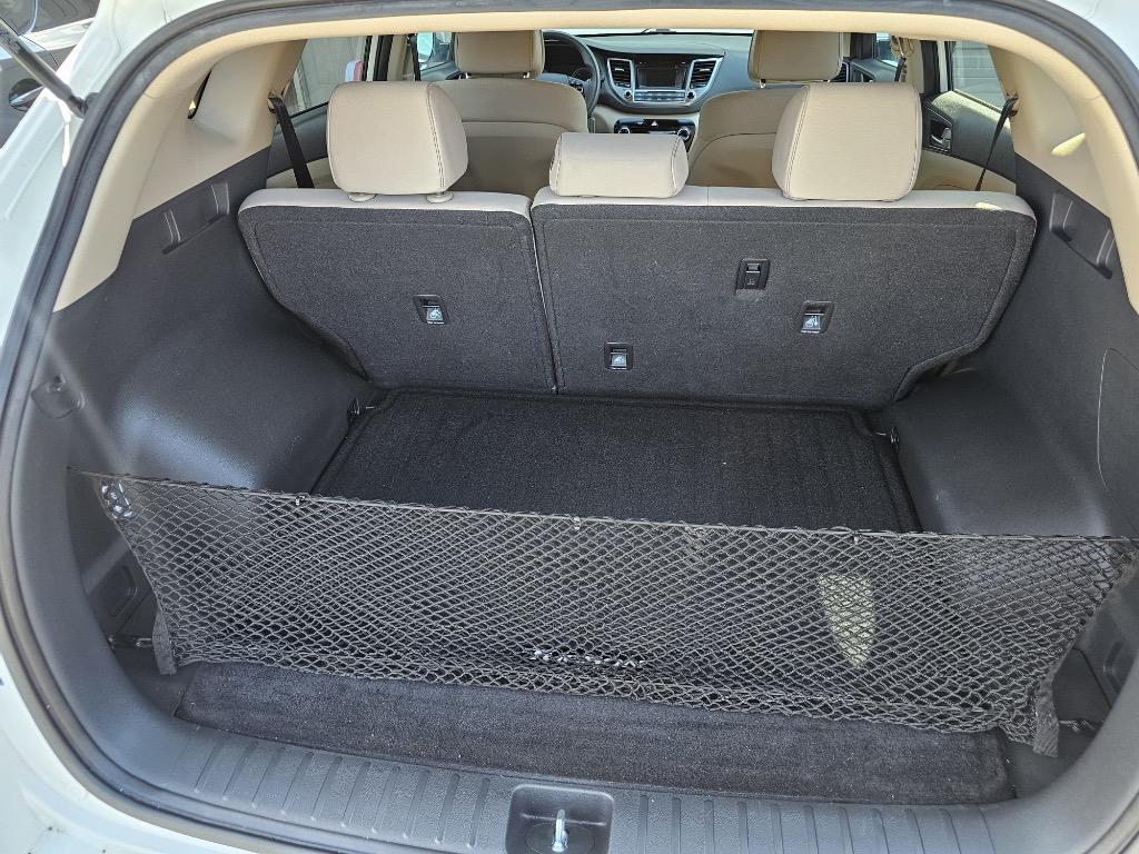 2016 Hyundai Tucson - $9,800