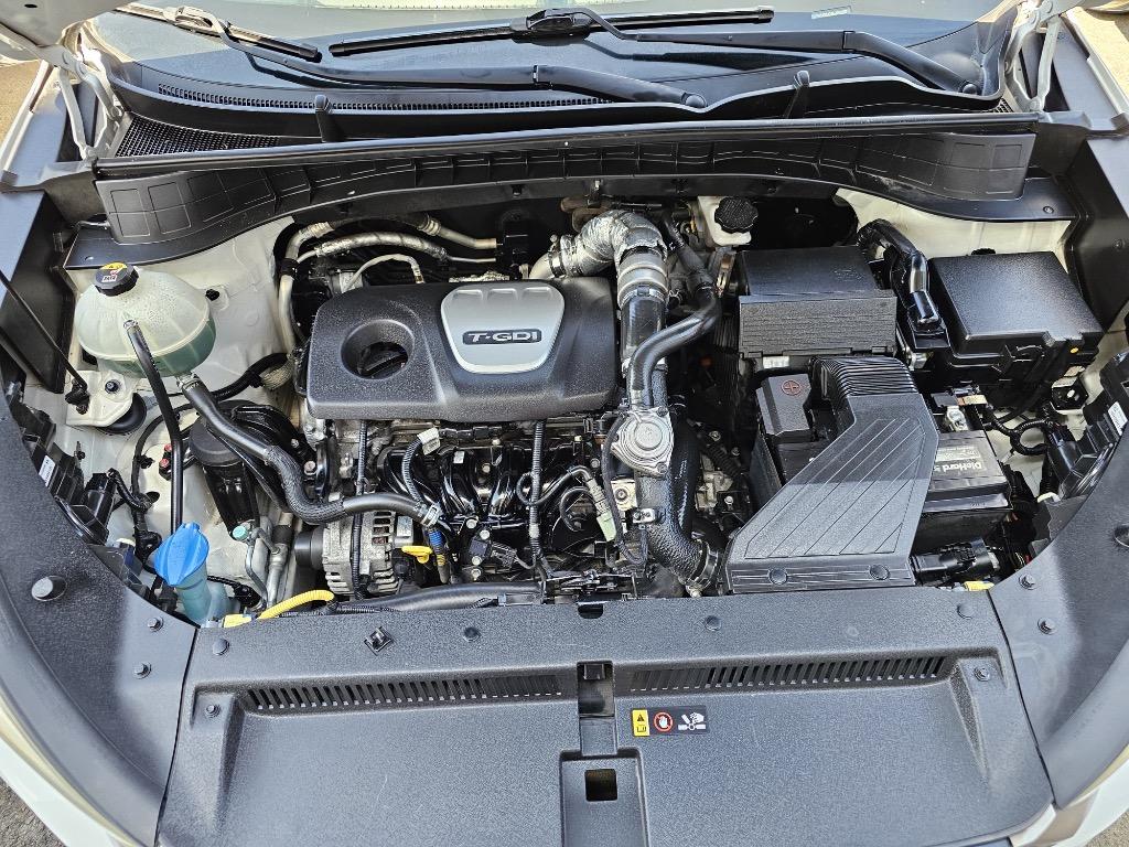 2016 Hyundai Tucson - $9,800
