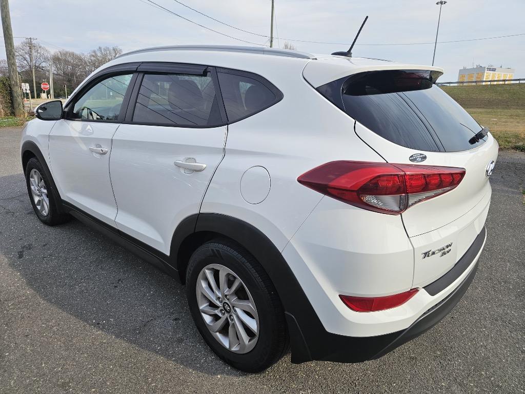 2016 Hyundai Tucson - $9,800