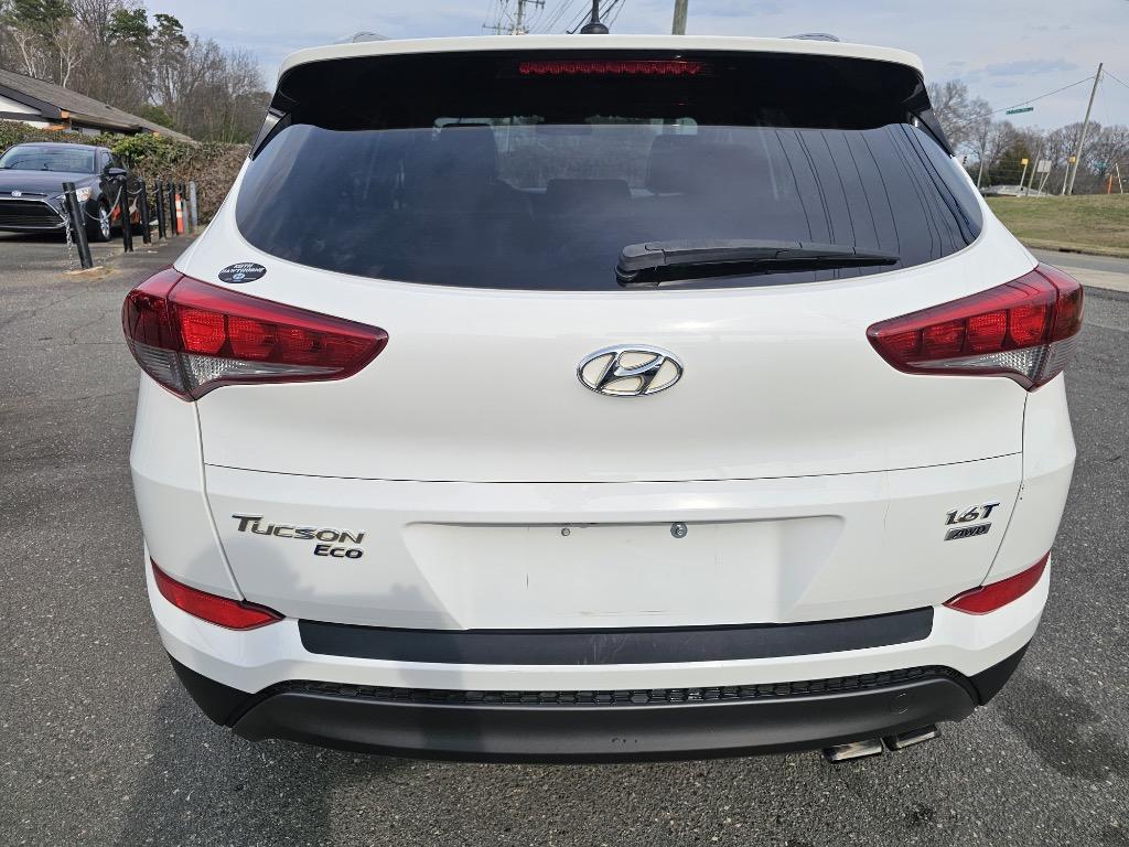 2016 Hyundai Tucson - $9,800