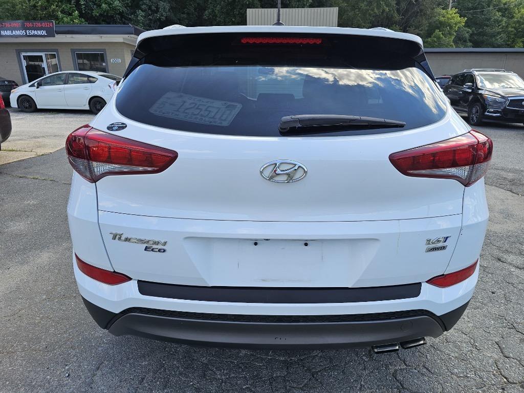 2016 Hyundai Tucson - $9,800