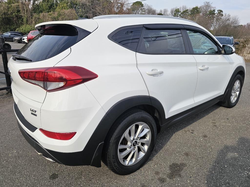 2016 Hyundai Tucson - $9,800