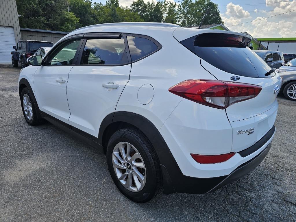2016 Hyundai Tucson - $9,800