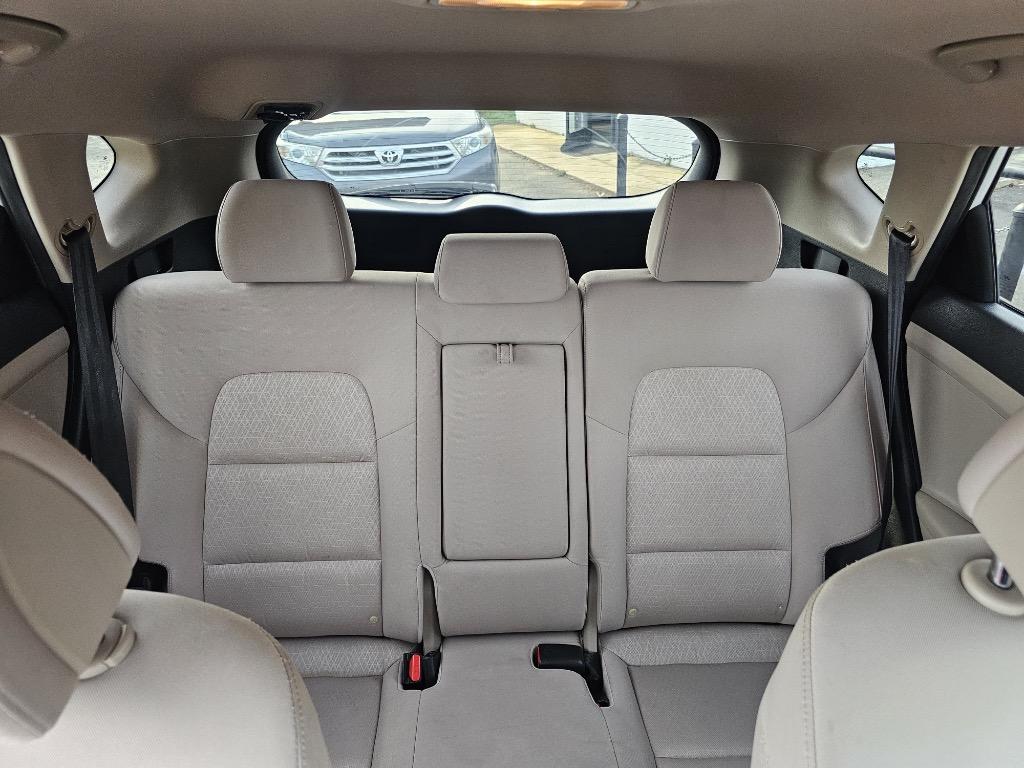 2016 Hyundai Tucson - $9,800