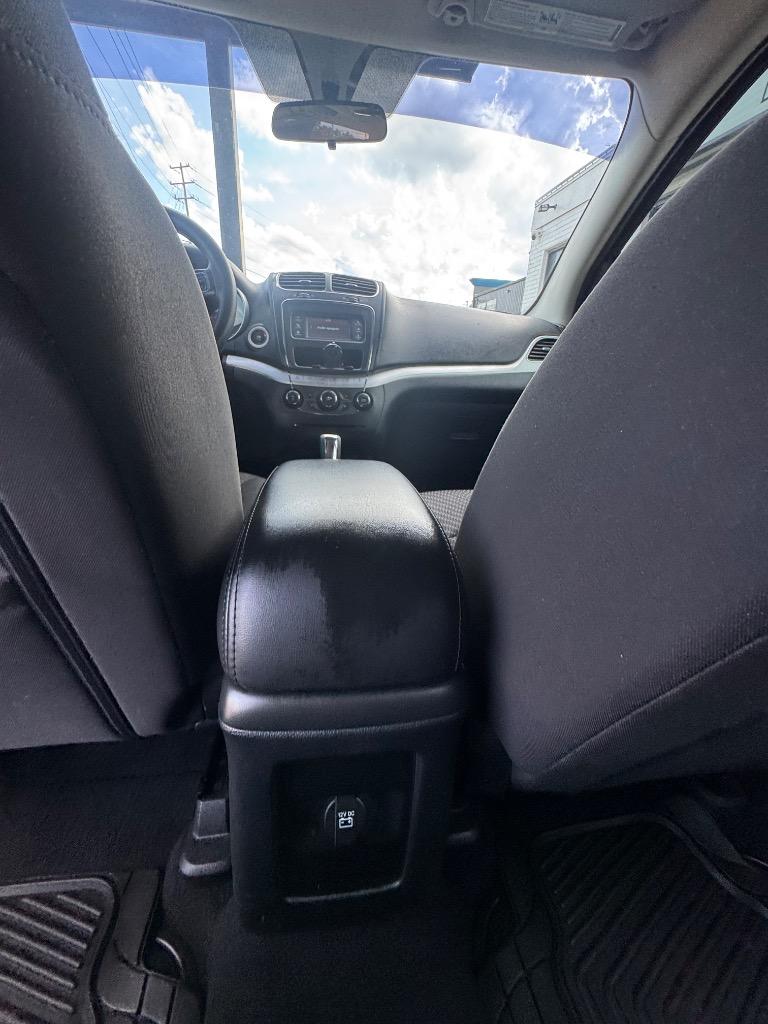2015 Dodge Journey - $4,200
