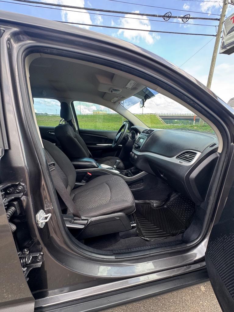 2015 Dodge Journey - $4,200