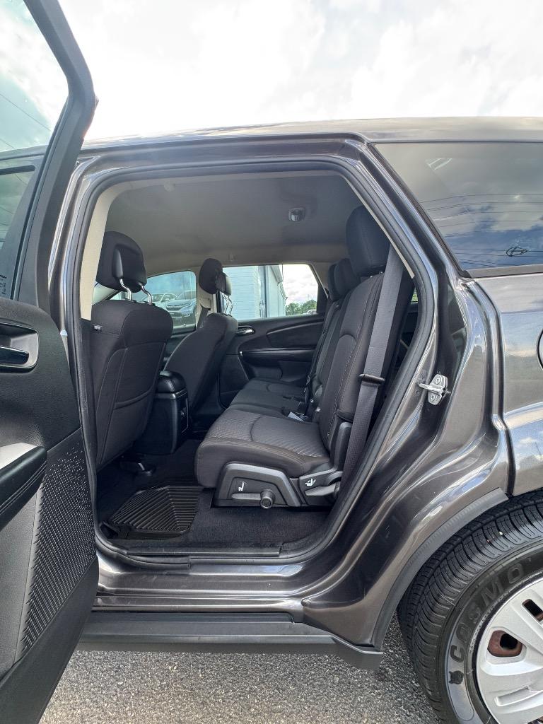 2015 Dodge Journey - $4,200