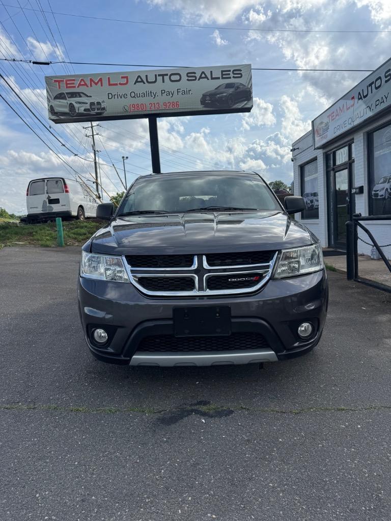 2015 Dodge Journey - $4,200