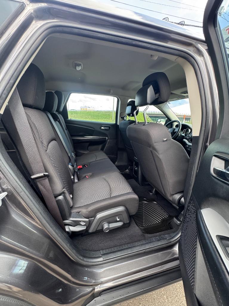 2015 Dodge Journey - $4,200