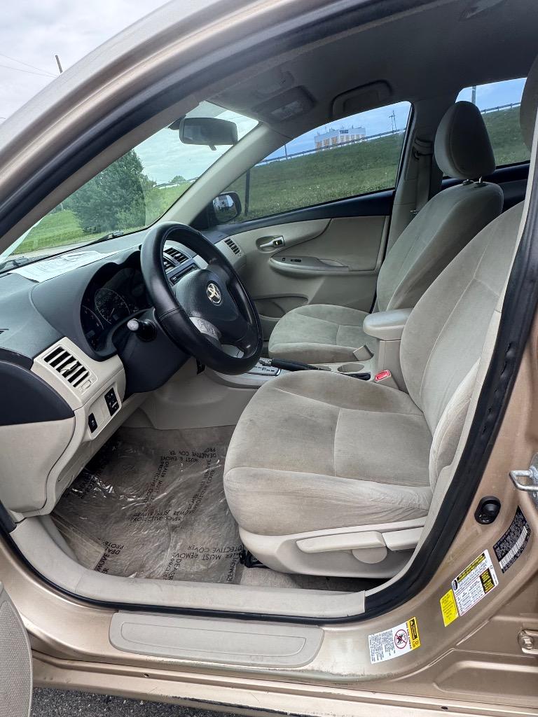 2012 Toyota Corolla - $6,500