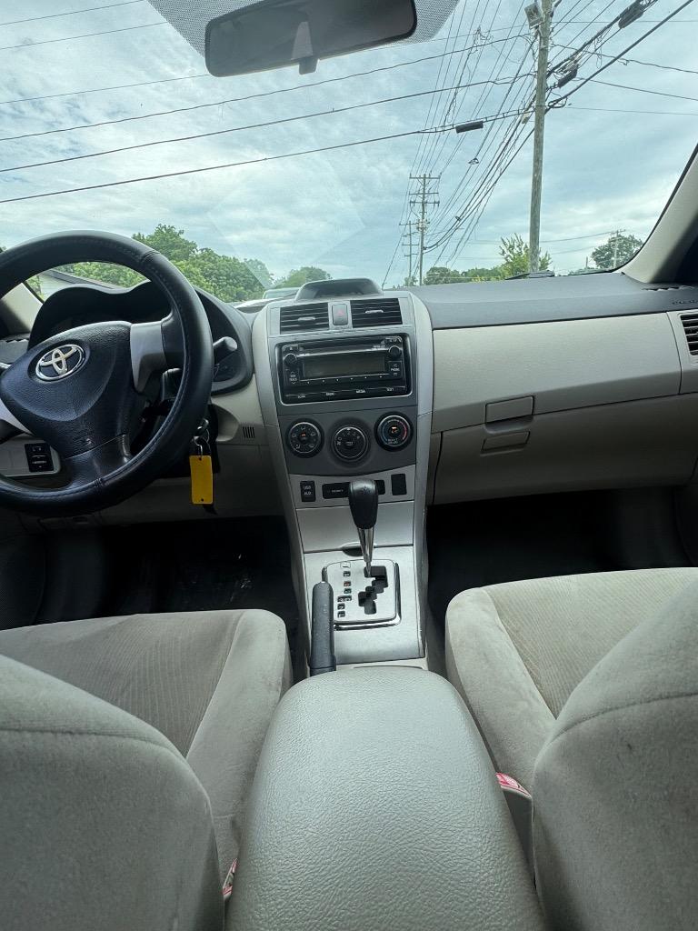 2012 Toyota Corolla - $6,500