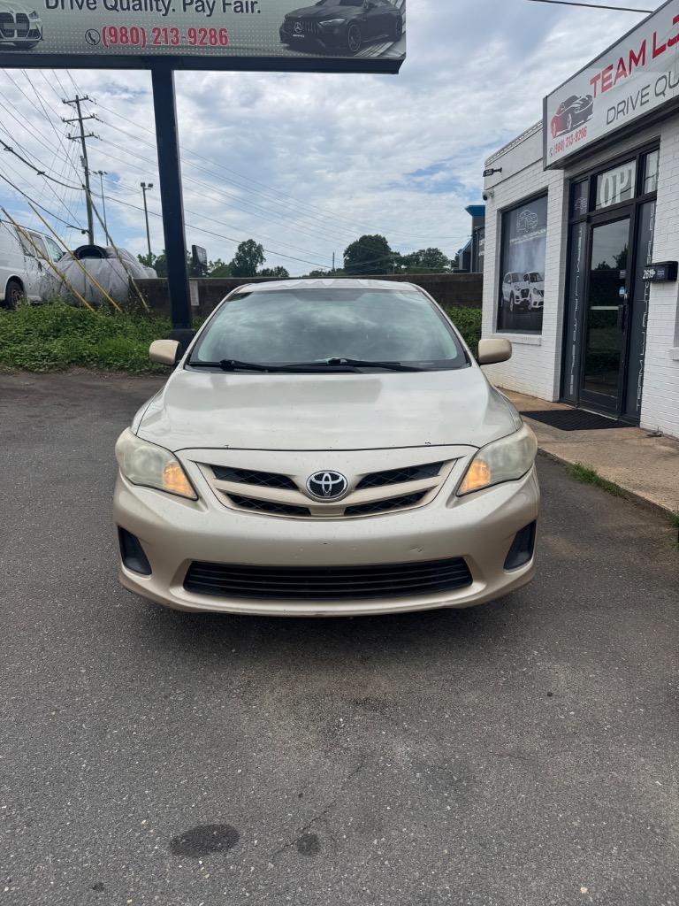 2012 Toyota Corolla - $6,500