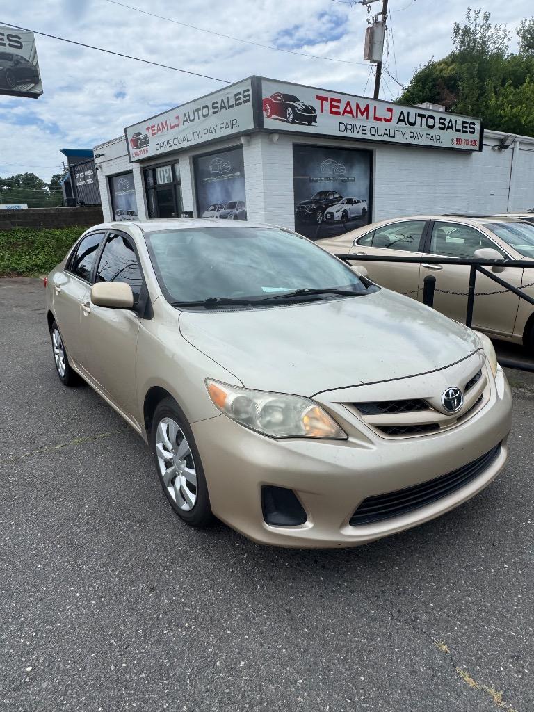 2012 Toyota Corolla - $6,500