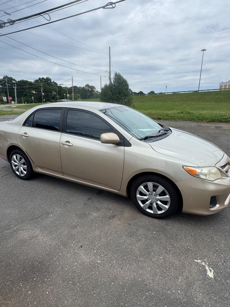 2012 Toyota Corolla - $6,500