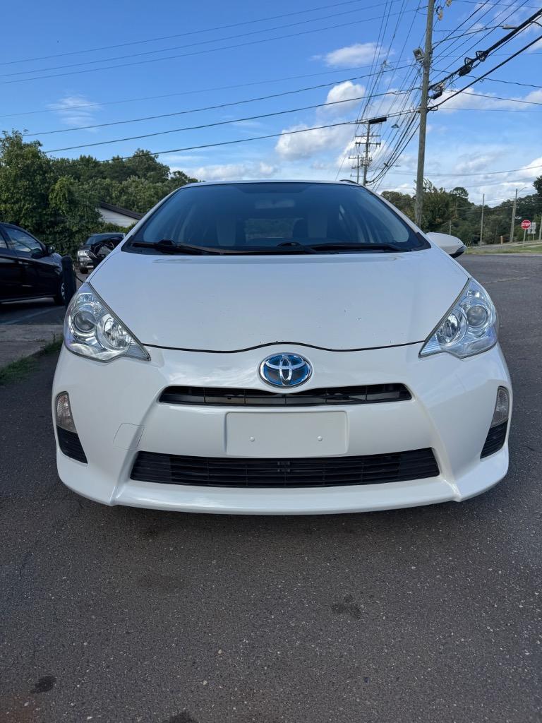 2013 Toyota Prius - $6,000