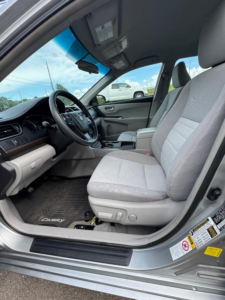 2017 Toyota Camry - $6,500