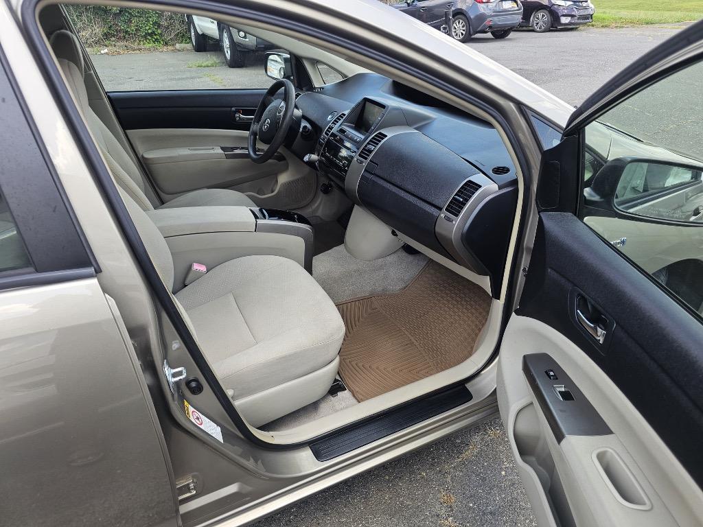 2008 Toyota Prius - $4,800