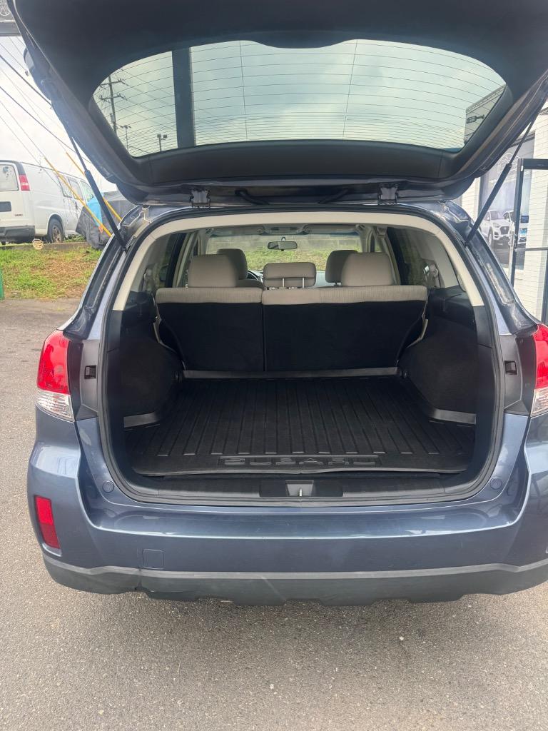 2014 Subaru Outback - $6,500