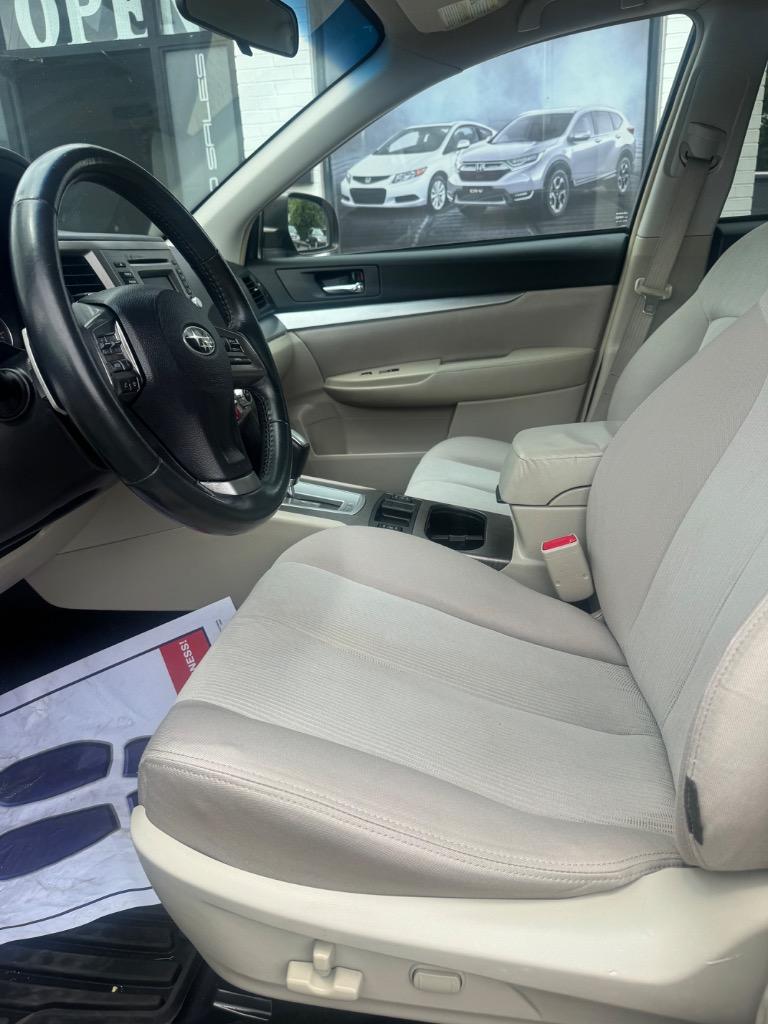 2014 Subaru Outback - $6,500
