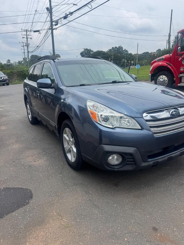 2014 Subaru Outback - $6,500