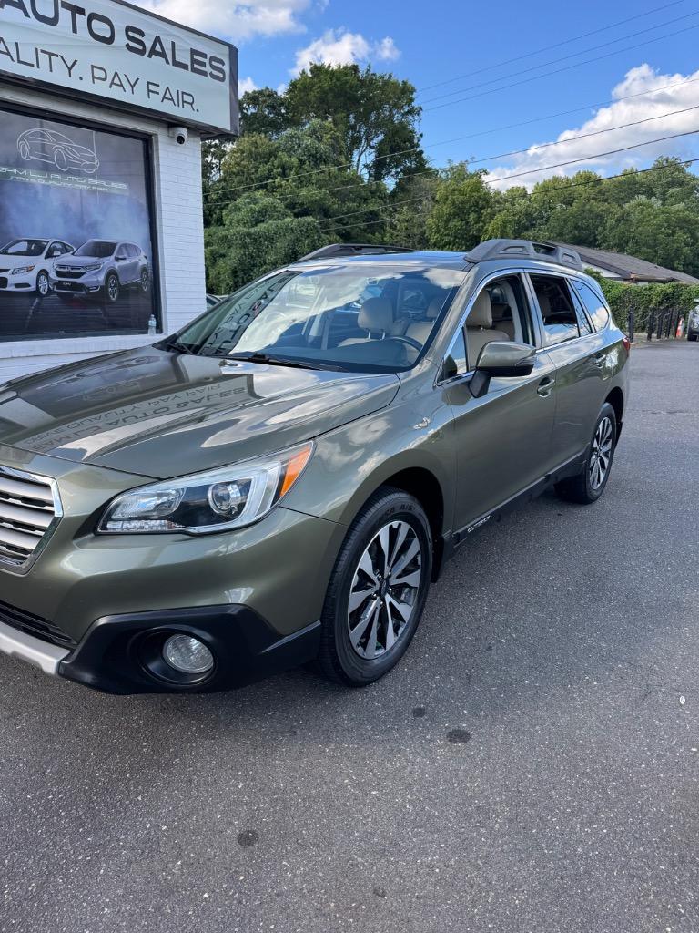 2016 Subaru Outback - $9,200