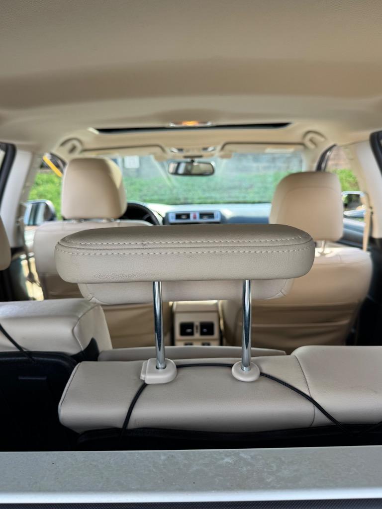 2016 Subaru Outback - $9,200