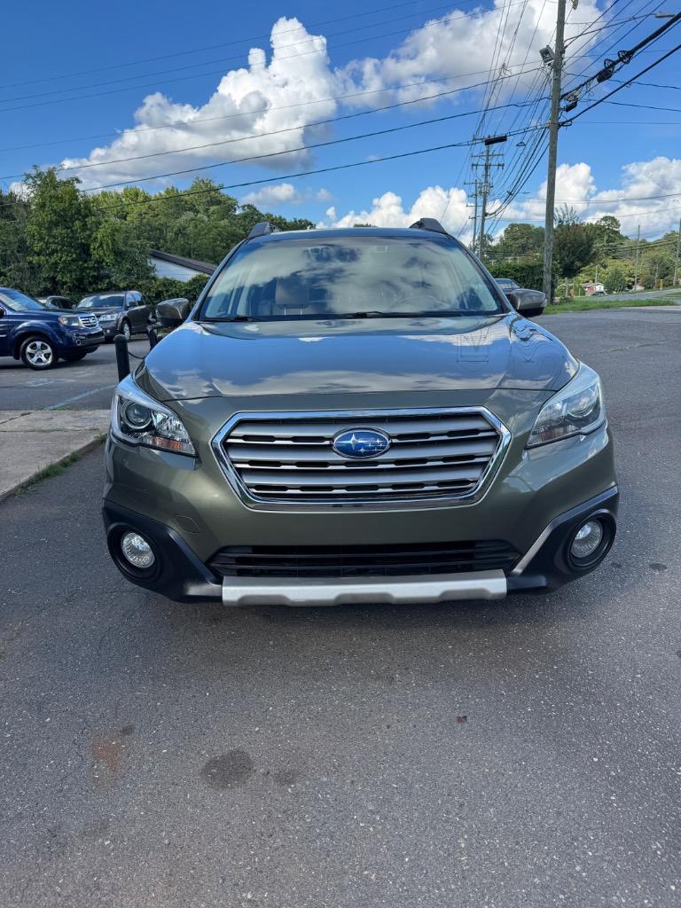 2016 Subaru Outback - $9,200
