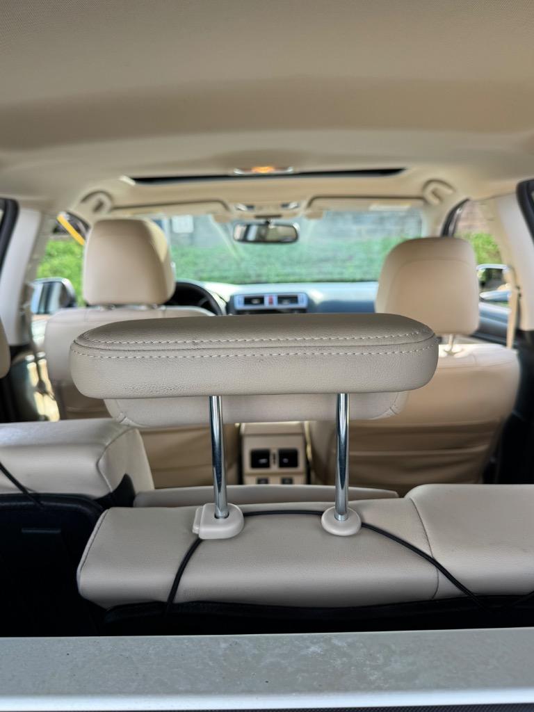 2016 Subaru Outback - $9,200