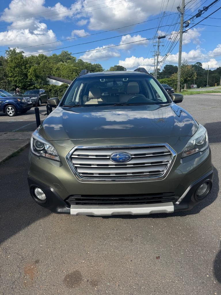 2016 Subaru Outback - $9,200
