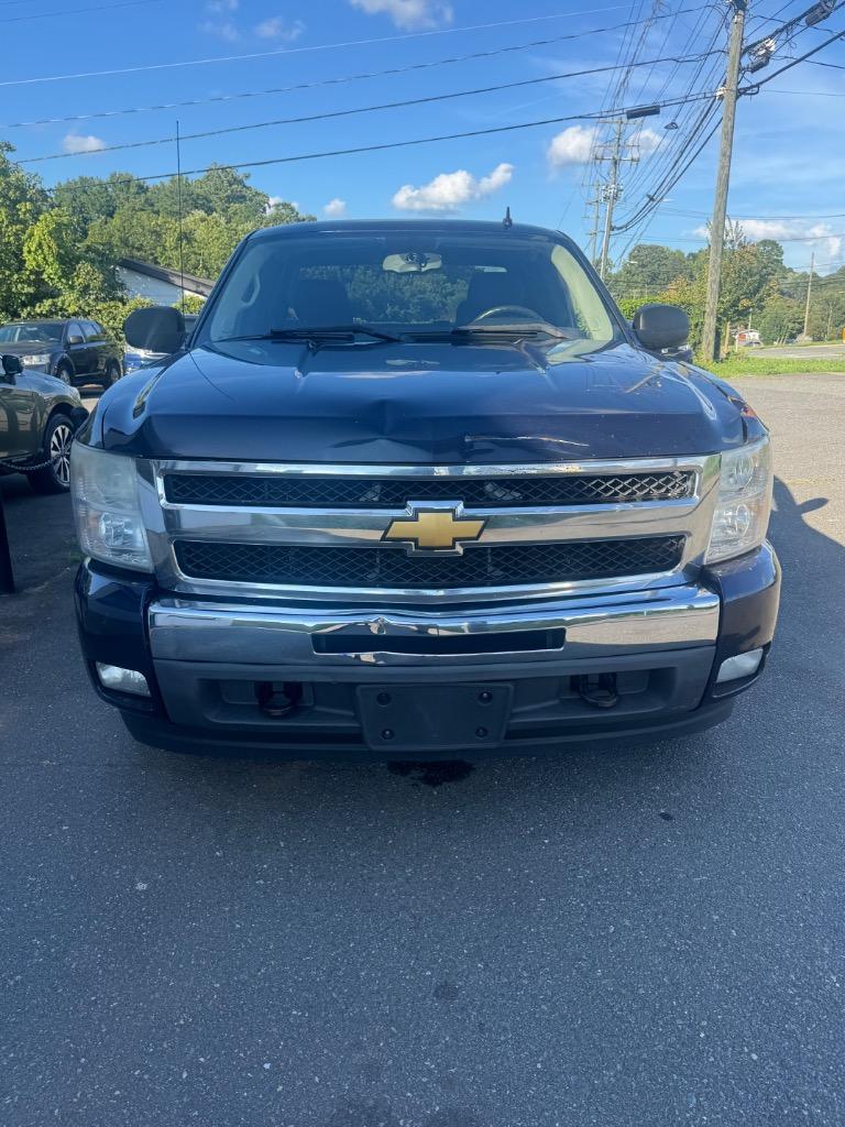 2011 Chevrolet Silverado - $5,200