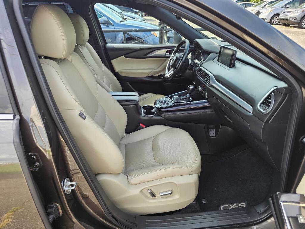 2016 MAZDA CX-9 - $9,500