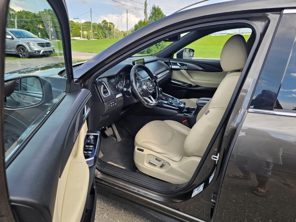 2016 MAZDA CX-9 - $9,500