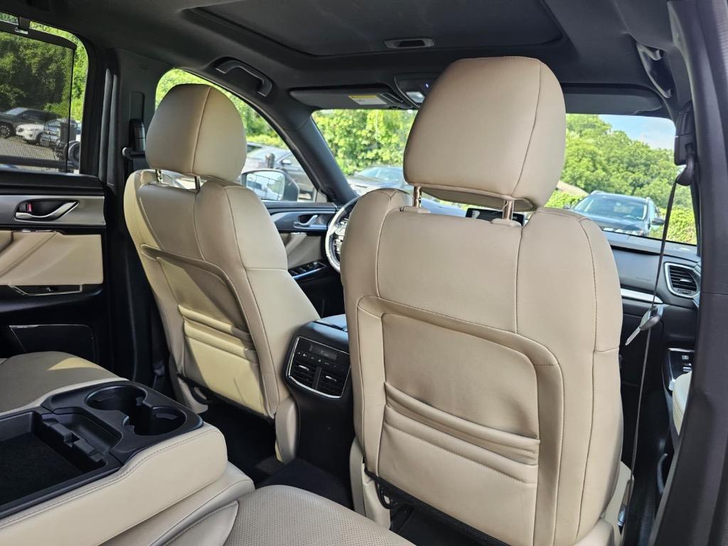 2016 MAZDA CX-9 - $9,500
