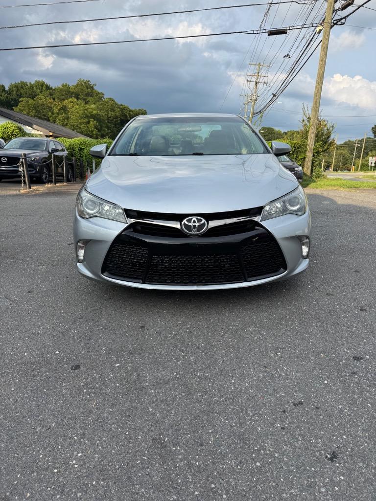 2015 Toyota Camry - $10,500