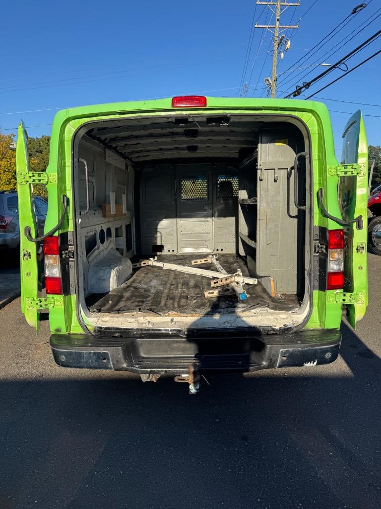 2012 Nissan Nv - $6,000