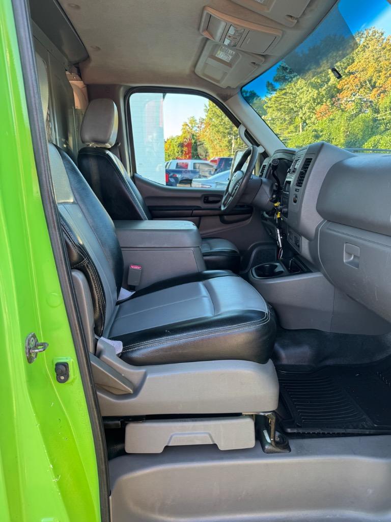 2012 Nissan Nv - $6,000