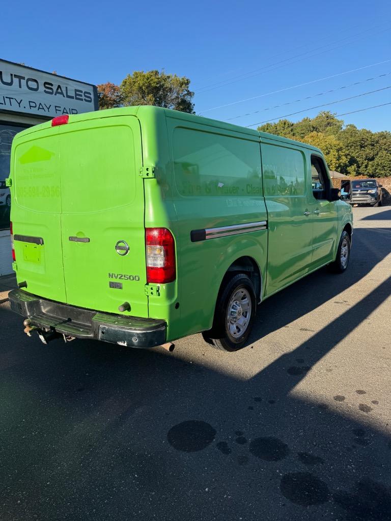 2012 Nissan Nv - $6,000
