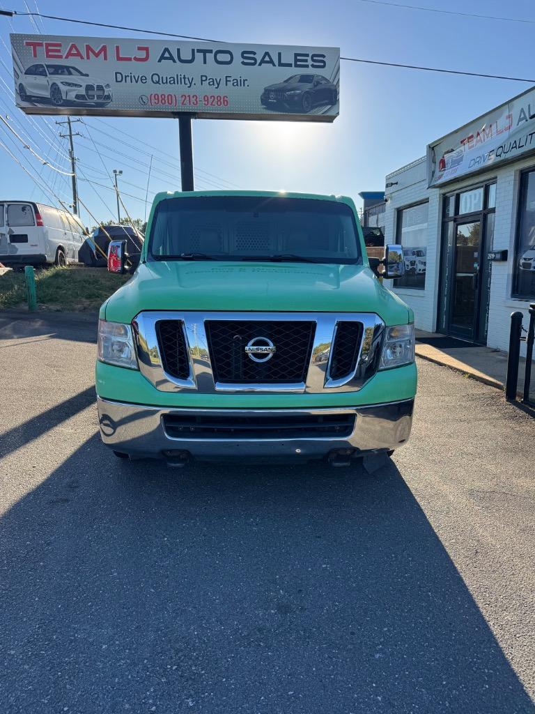2012 Nissan Nv - $6,000