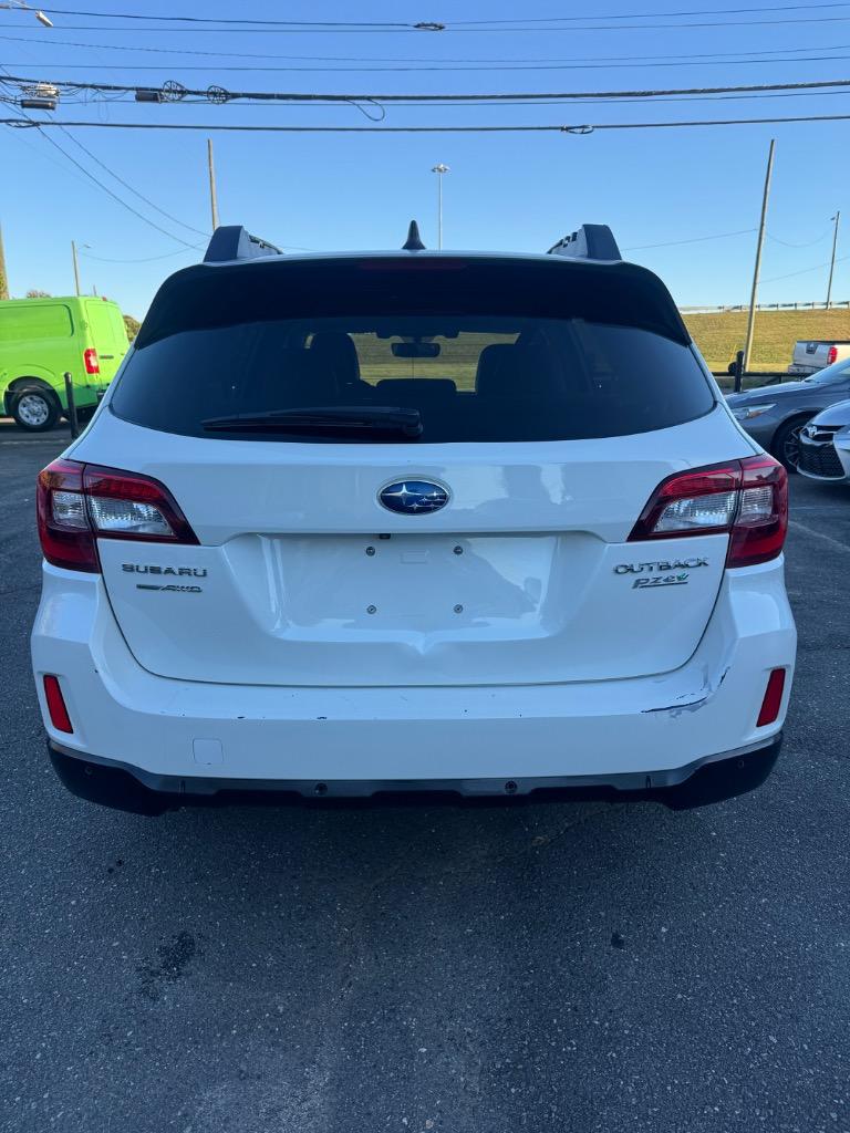 2017 Subaru Outback - $10,999
