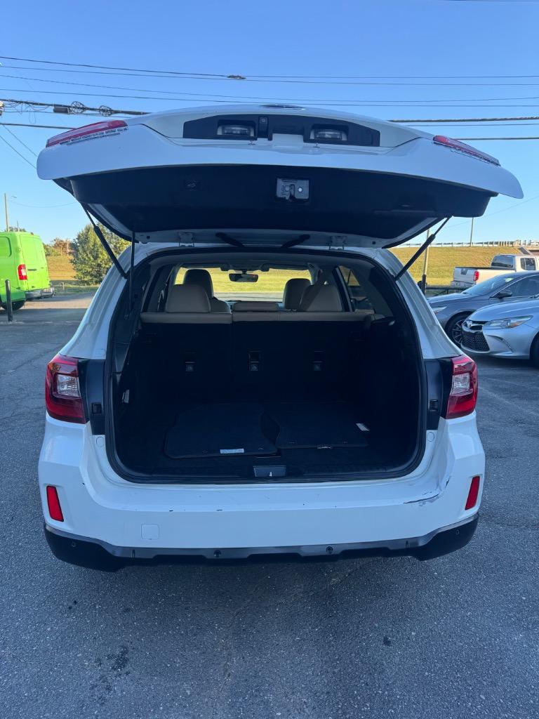 2017 Subaru Outback - $10,999