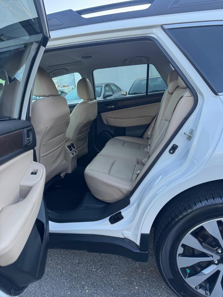2017 Subaru Outback - $10,999