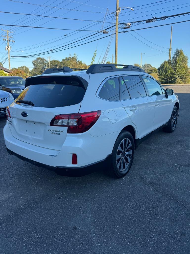 2017 Subaru Outback - $10,999