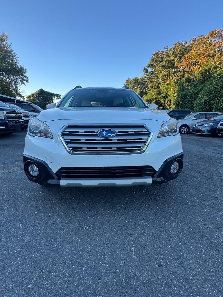 2017 Subaru Outback - $10,999