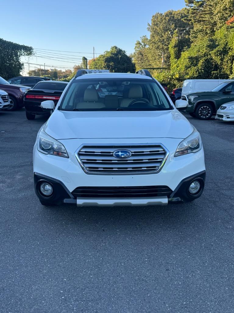 2017 Subaru Outback - $10,999